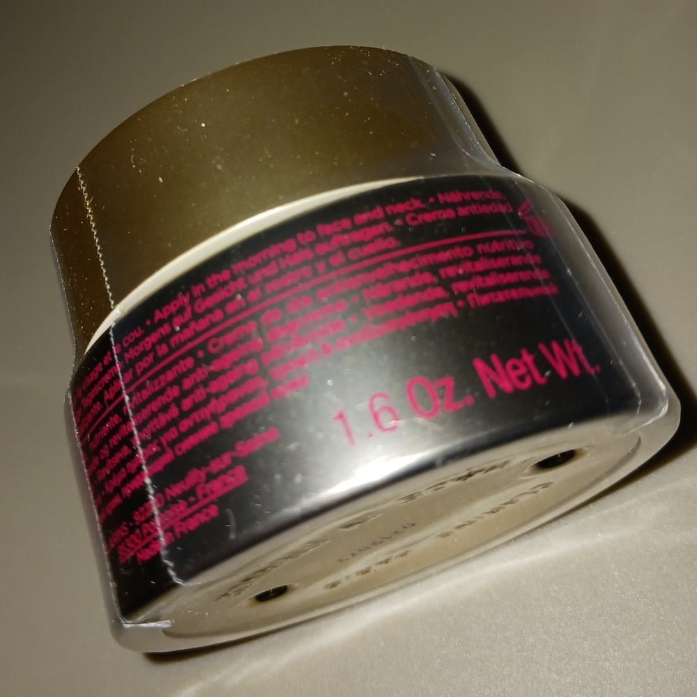 *SEALED* Clarins Nutri Lumiere Jour Day Cream Moisturizer - Picture 6 of 16